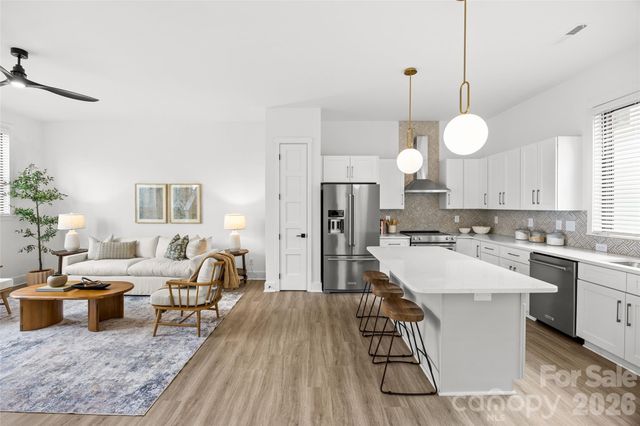 4041 S Tryon Street, Charlotte, NC 28217