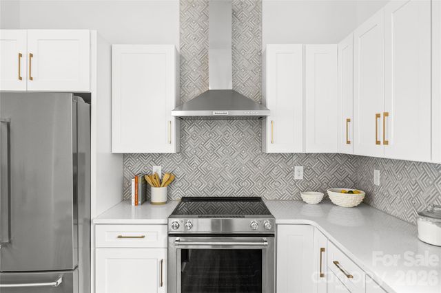 4041 S Tryon Street, Charlotte, NC 28217