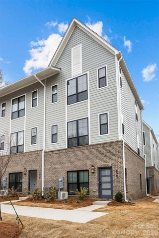 4041 S Tryon Street, Charlotte, NC 28217