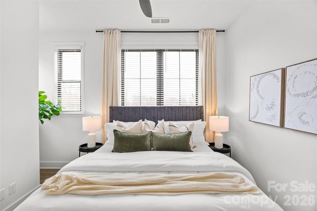 4041 S Tryon Street, Charlotte, NC 28217