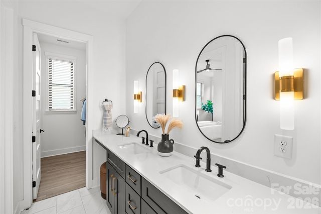 4041 S Tryon Street, Charlotte, NC 28217