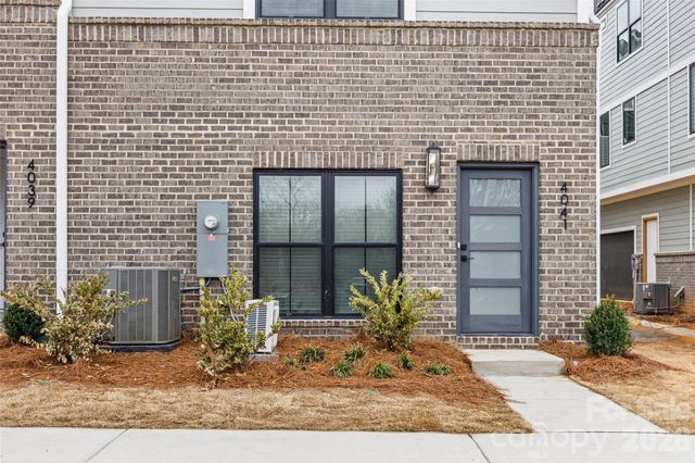 4041 S Tryon Street, Charlotte, NC 28217