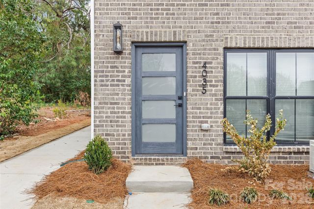 4041 S Tryon Street, Charlotte, NC 28217