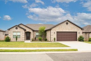 19 Aberdeen Drive, Cabot, AR 72023