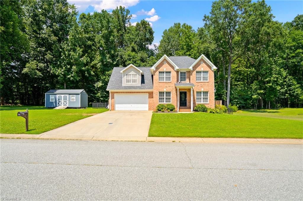 3436 Candlebrook Court, Mebane, NC 27302