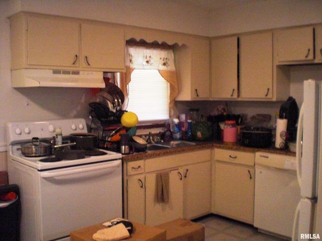 500 S WASHINGTON Street, Desoto, IL 62924