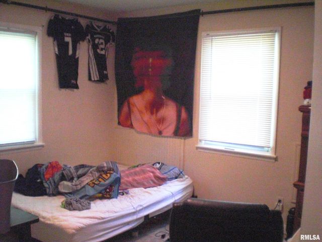 500 S WASHINGTON Street, Desoto, IL 62924