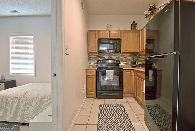 747 S Fairfield Drive, Peachtree City, GA 30269