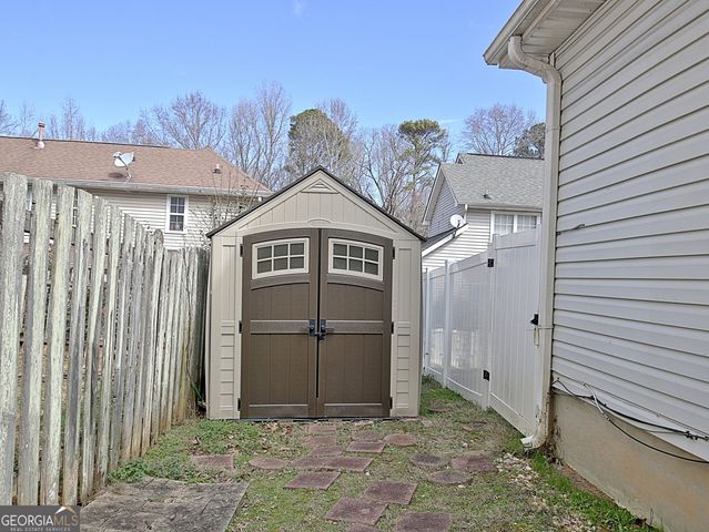 747 S Fairfield Drive, Peachtree City, GA 30269