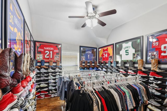 18014 Grotto Point Drive, Cypress, TX 77429