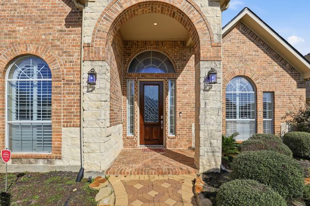 18014 Grotto Point Drive, Cypress, TX 77429