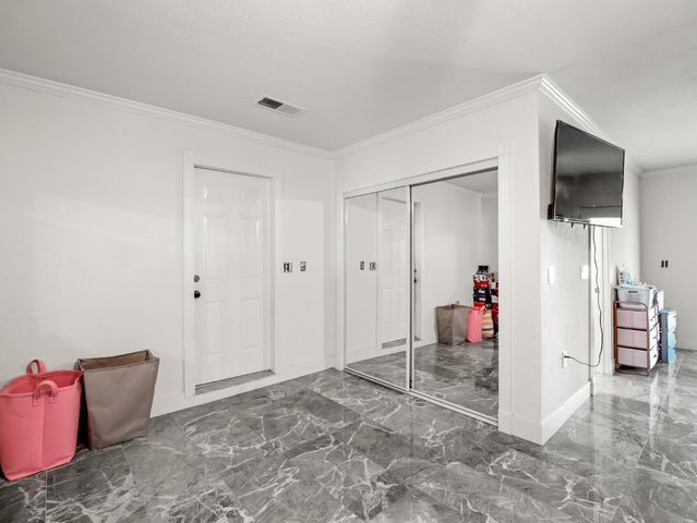 6110 W Nebraska Avenue, Caruthers, CA 93609