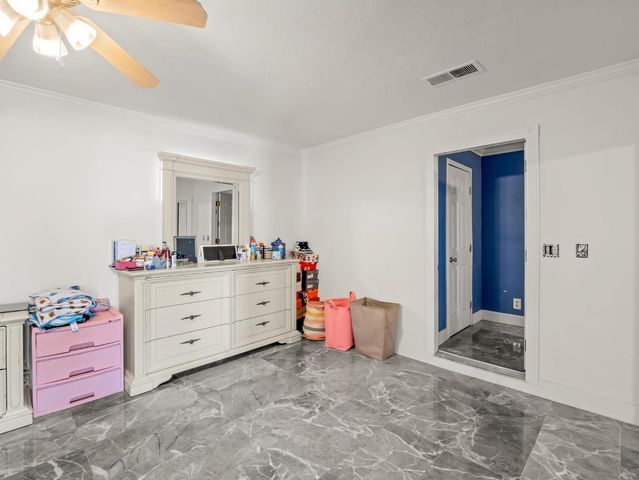 6110 W Nebraska Avenue, Caruthers, CA 93609