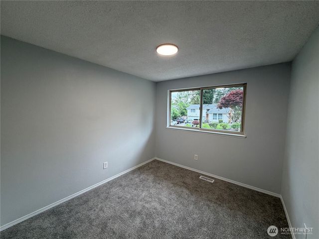1615 154th Street E, Tacoma, WA 98445