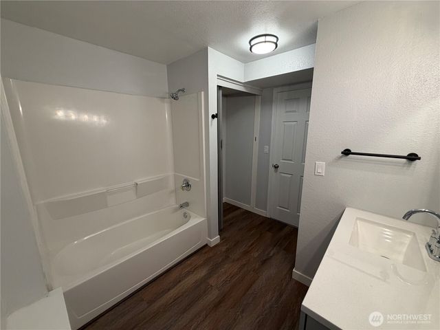 1615 154th Street E, Tacoma, WA 98445