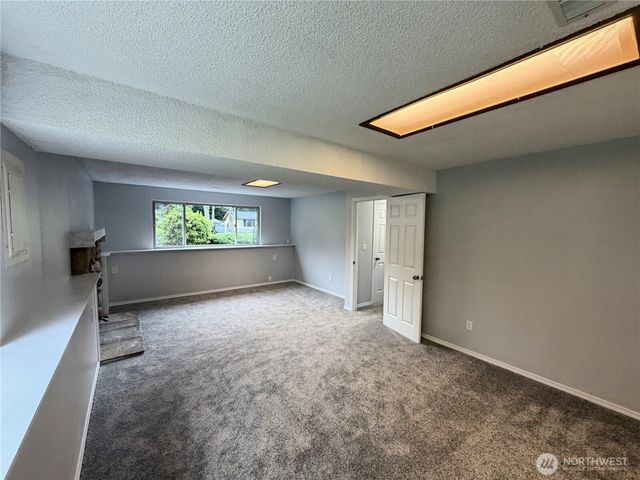 1615 154th Street E, Tacoma, WA 98445