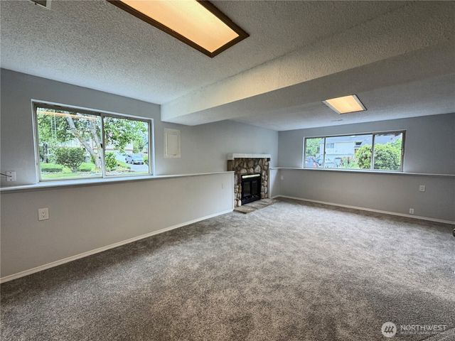 1615 154th Street E, Tacoma, WA 98445