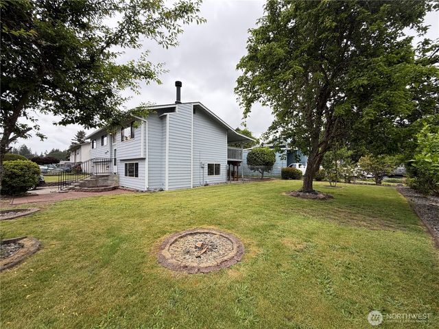 1615 154th Street E, Tacoma, WA 98445
