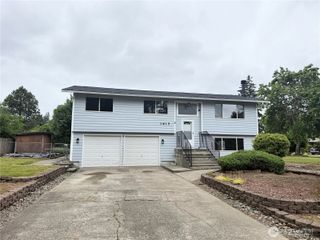 1615 154th Street E, Tacoma, WA 98445