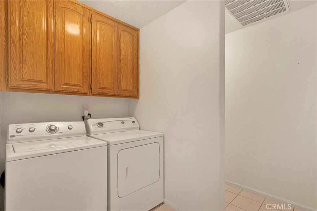 Image 16 of property listing at 11281 4th, Hesperia, CA 92345