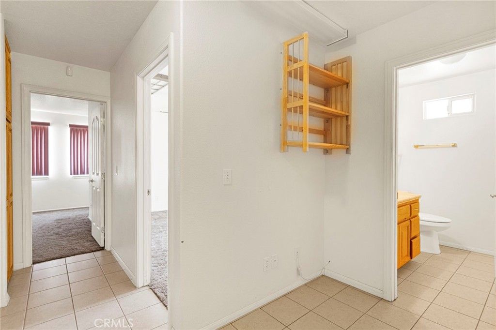 Image 20 of property listing at 11281 4th, Hesperia, CA 92345