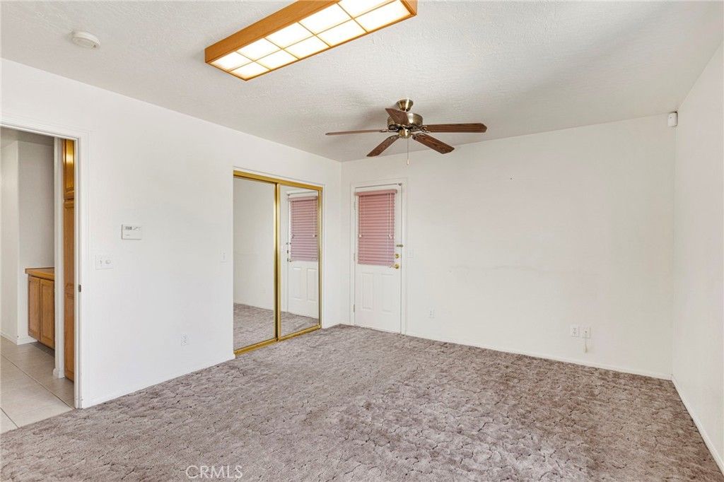 Image 23 of property listing at 11281 4th, Hesperia, CA 92345