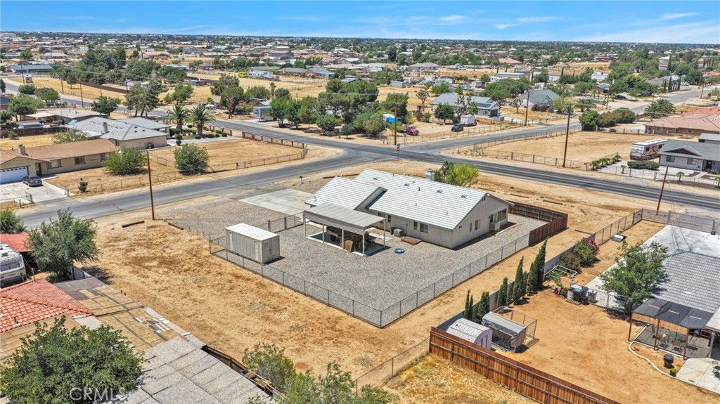 Image 32 of property listing at 11281 4th, Hesperia, CA 92345