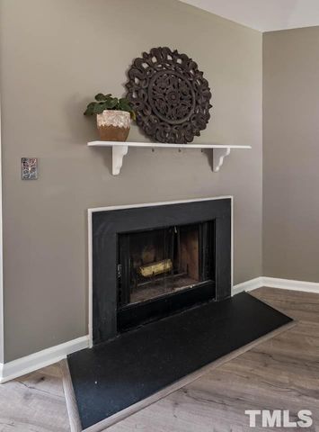 135 Coleridge Court, Carrboro, NC 27510