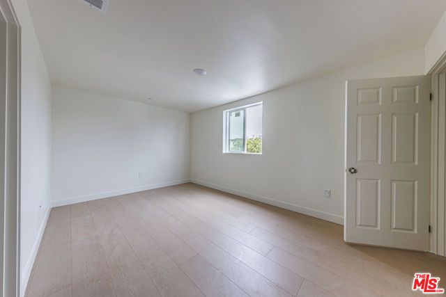 946 E 21st Street, Los Angeles, CA 90011