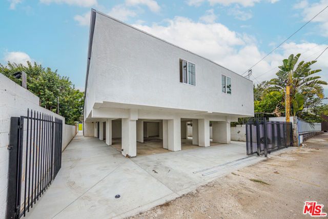 946 E 21st Street, Los Angeles, CA 90011