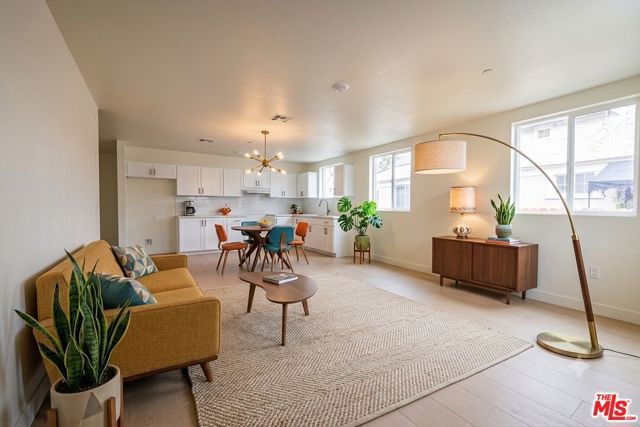 946 E 21st Street, Los Angeles, CA 90011