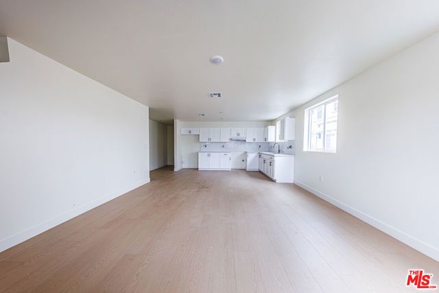 946 E 21st Street, Los Angeles, CA 90011