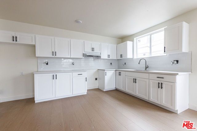 946 E 21st Street, Los Angeles, CA 90011