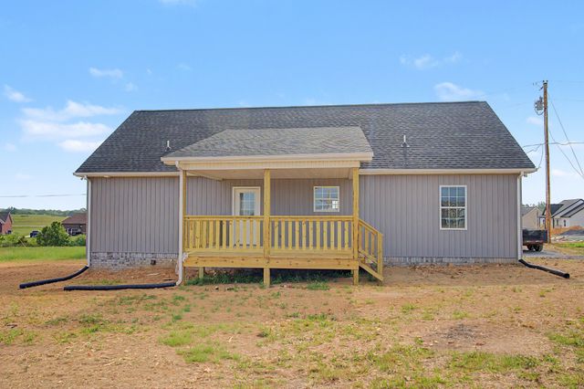 137 Martha Circle, Lafayette, TN 37083
