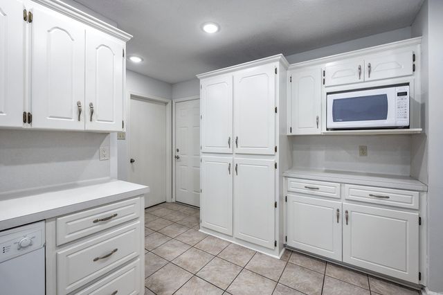 25 Glendale Drive, Cabot, AR 72023