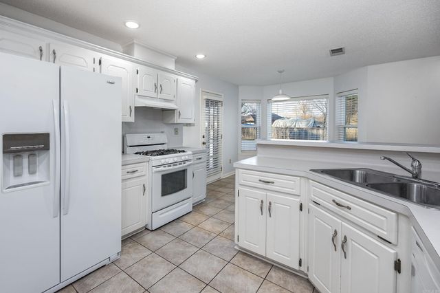 25 Glendale Drive, Cabot, AR 72023