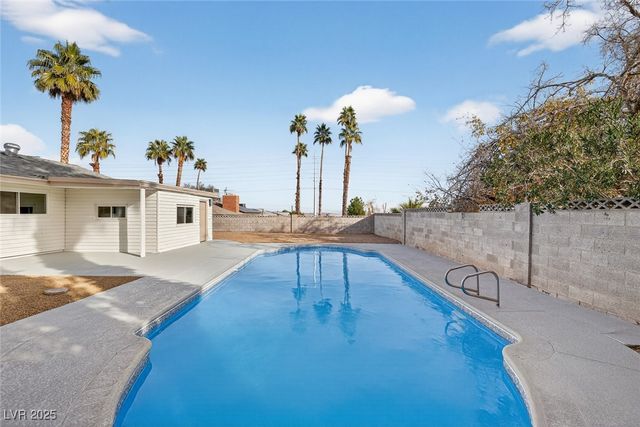 4161 Oxnard Circle, Las Vegas, NV 89121