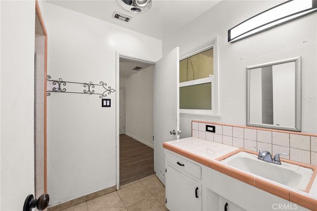 3725 Tahoe Court, Riverside, CA 92506