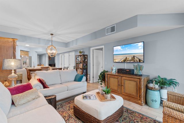 2100 Sea Mountain Hwy Unit 118, North Myrtle Beach, SC 29582