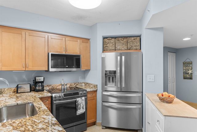 2100 Sea Mountain Hwy Unit 118, North Myrtle Beach, SC 29582