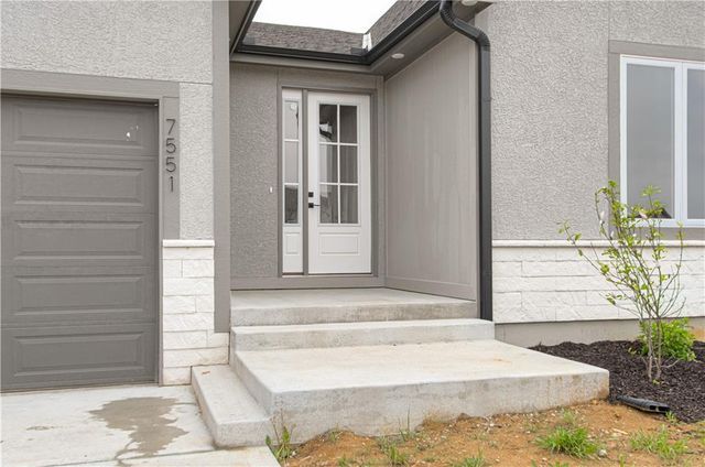 7551 NW Gower Avenue, Kansas City, MO 64151