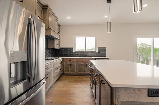 7551 NW Gower Avenue, Kansas City, MO 64151