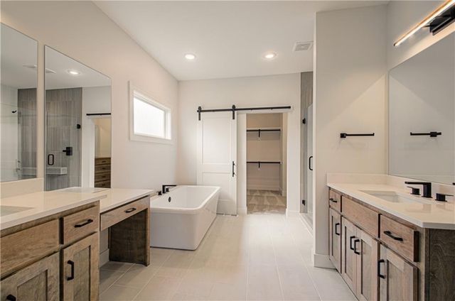 7551 NW Gower Avenue, Kansas City, MO 64151