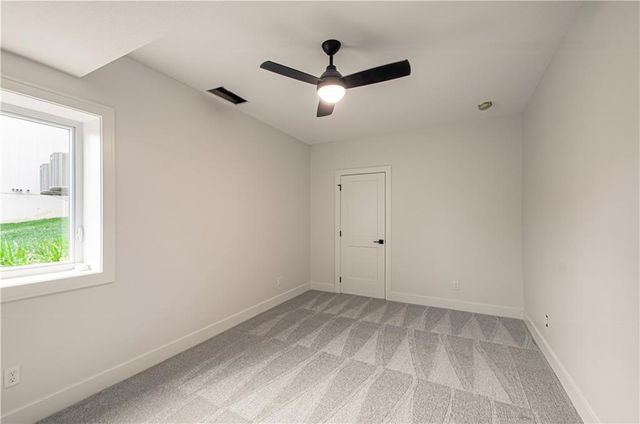 7551 NW Gower Avenue, Kansas City, MO 64151