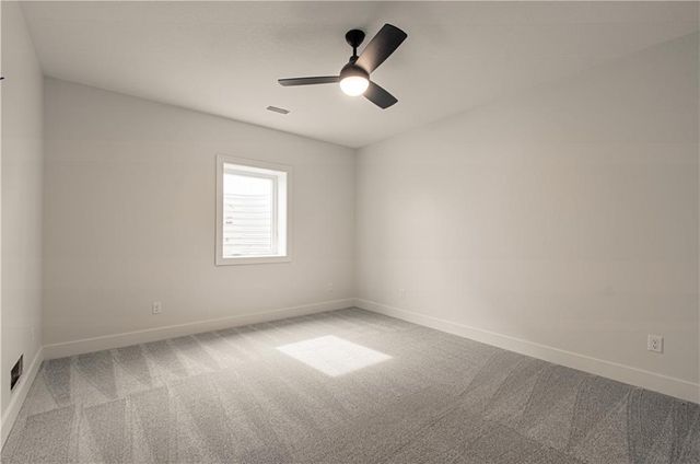 7551 NW Gower Avenue, Kansas City, MO 64151