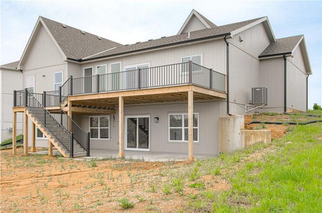 7551 NW Gower Avenue, Kansas City, MO 64151