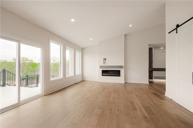 7551 NW Gower Avenue, Kansas City, MO 64151