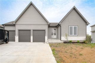 7551 NW Gower Avenue, Kansas City, MO 64151