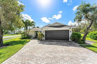 6746 Touchstone Circle, Palm Beach Gardens, FL 33418