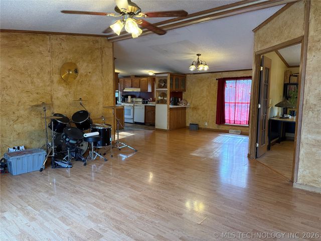 5779 E 455 Road, Adair, OK 74330